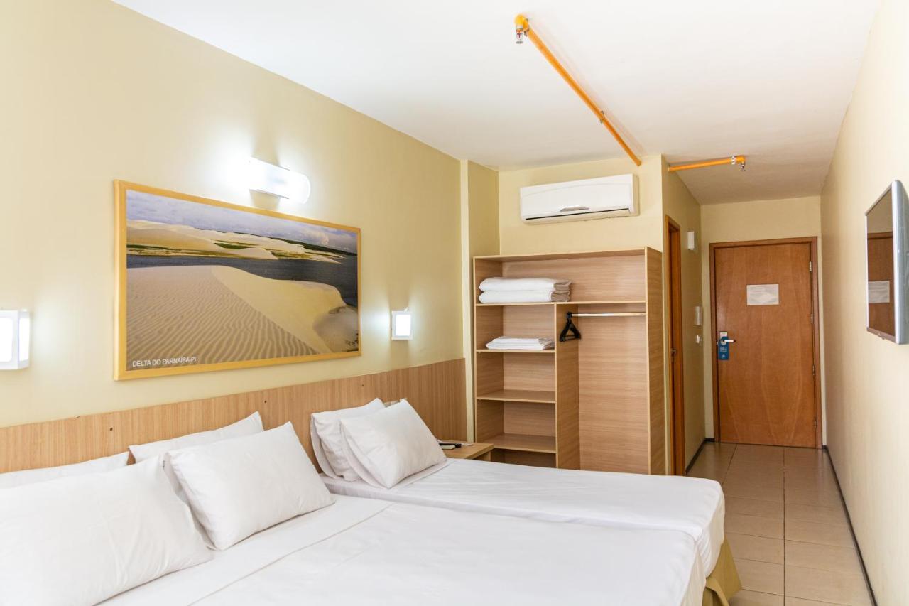 Hotel Express Arrey - Τερεζίνα Εξωτερικό φωτογραφία
