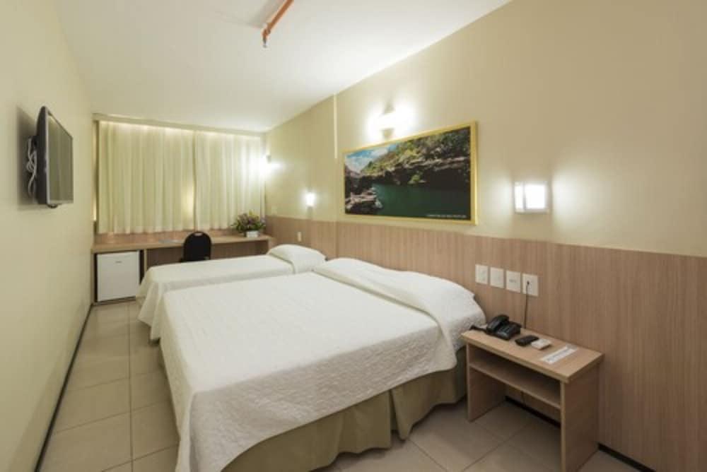 Hotel Express Arrey - Τερεζίνα Εξωτερικό φωτογραφία