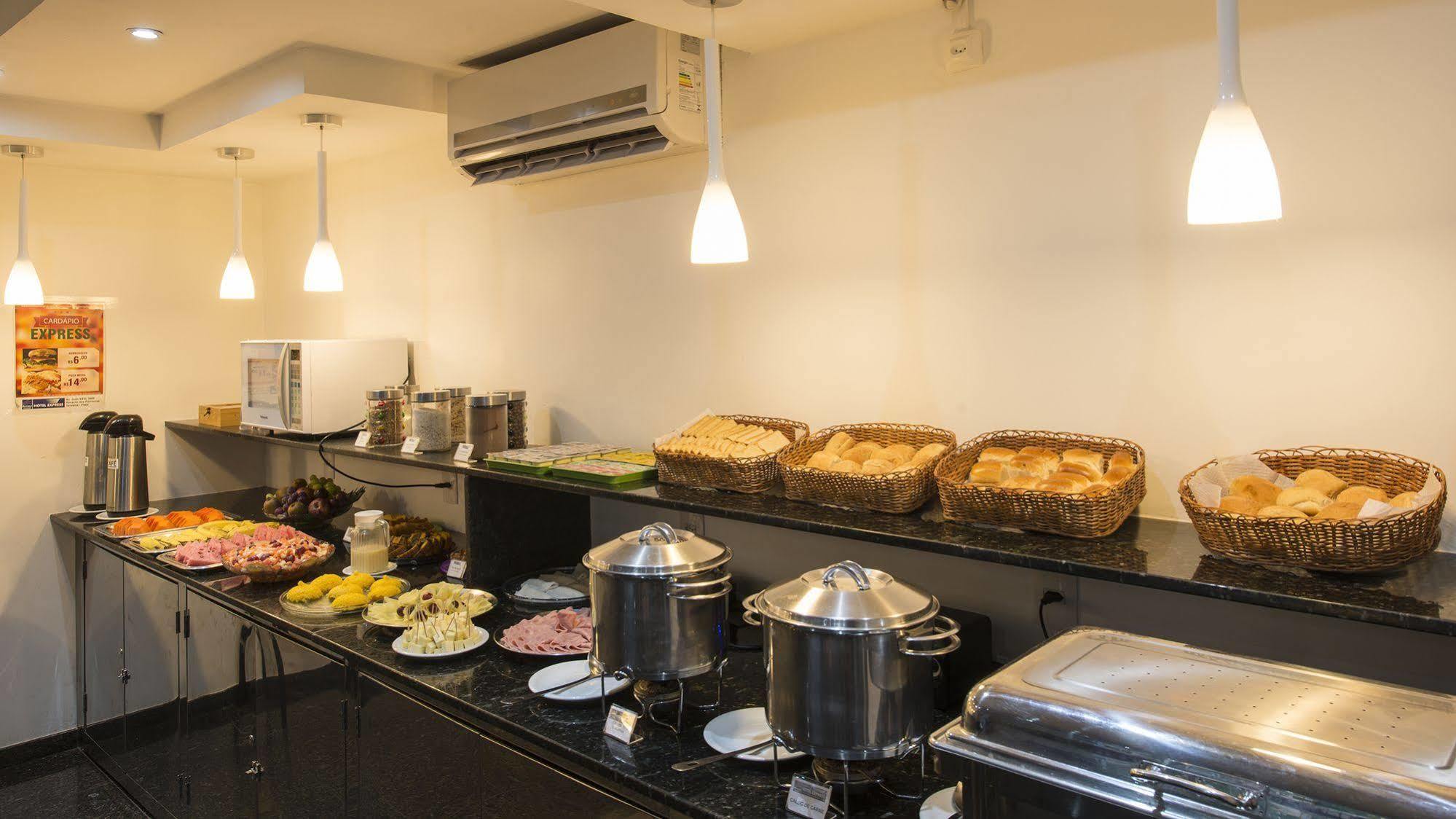 Hotel Express Arrey - Τερεζίνα Εξωτερικό φωτογραφία